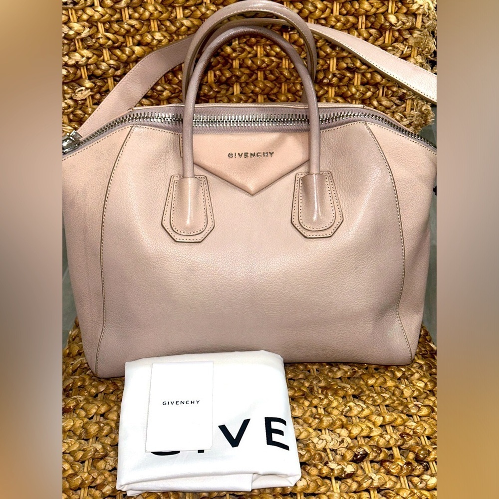 Givenchy‎ Antigona Medium Leather Satchel Bag